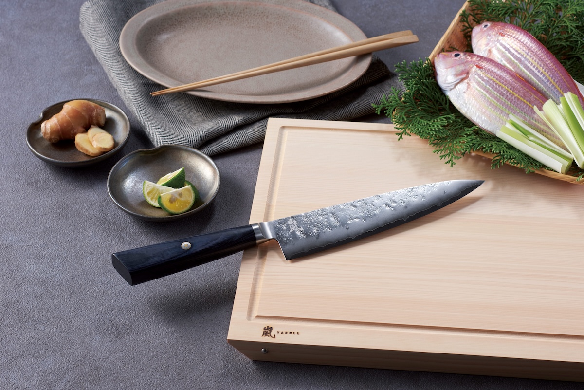 Japanilainen keittiöveitsi